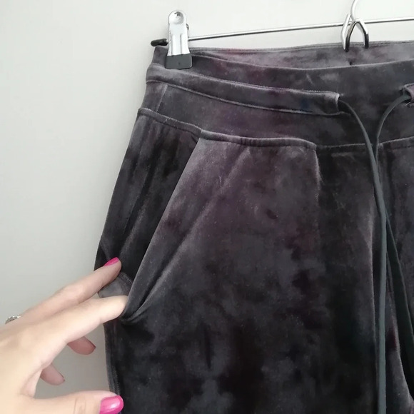 Lululemon High-Rise Velour Joggers Ready to Crush Gray Purple Size 4 - Picture 8 of 16